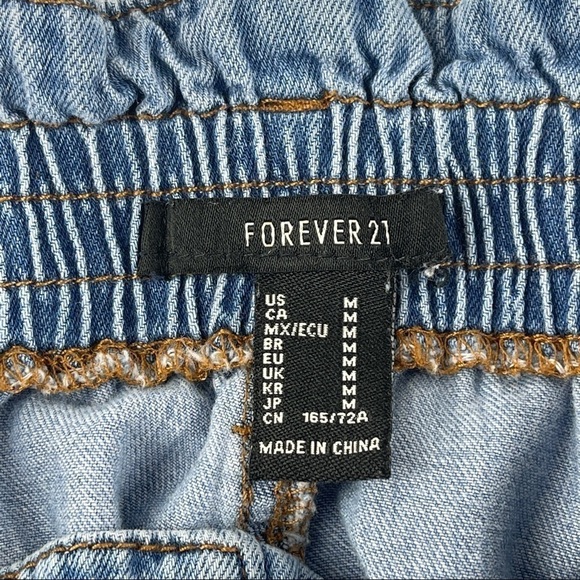 Forever 21 Jean Shorts Womens Medium Blue Denim Elastic Waist - Picture 2 of 7